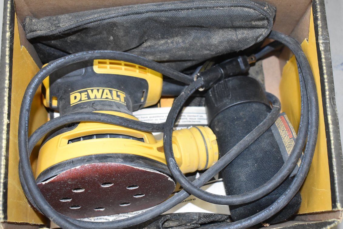 DeWalt Random Orbit Sander