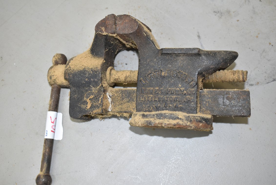 Littlestown Bench Vise