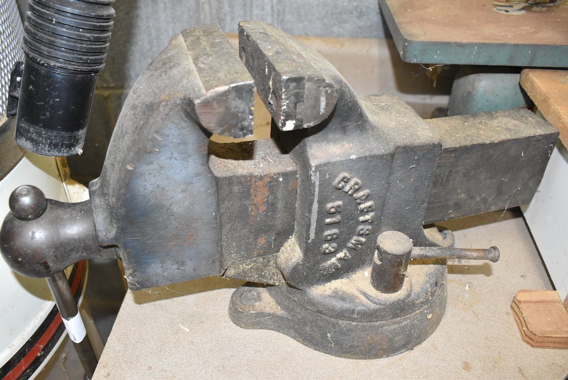 Craftsman Bench Vise