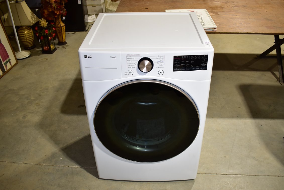 LG ThinQ Front Load Gas Clothes Dryer 