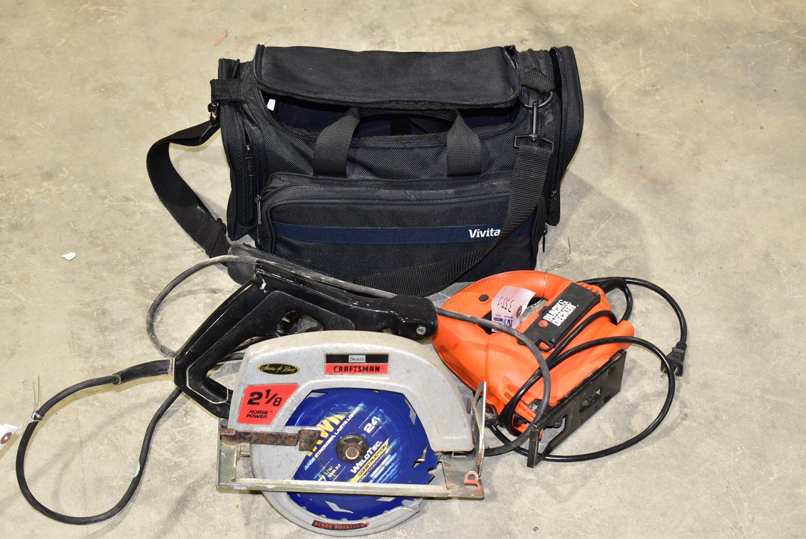 (2) Saws & Tool Bag 