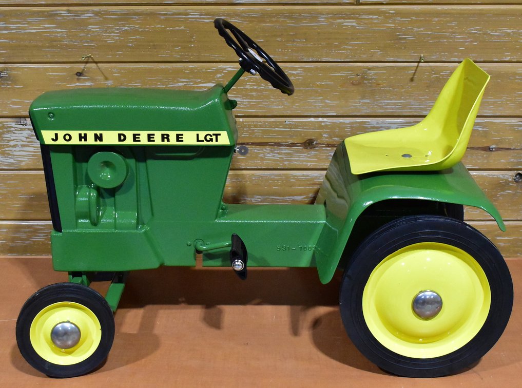 1965 John Deere LGT Type 1 Pedal Tractor 