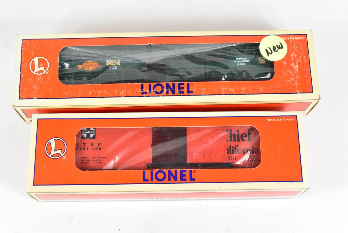 Lionel Model Train Boxcars 