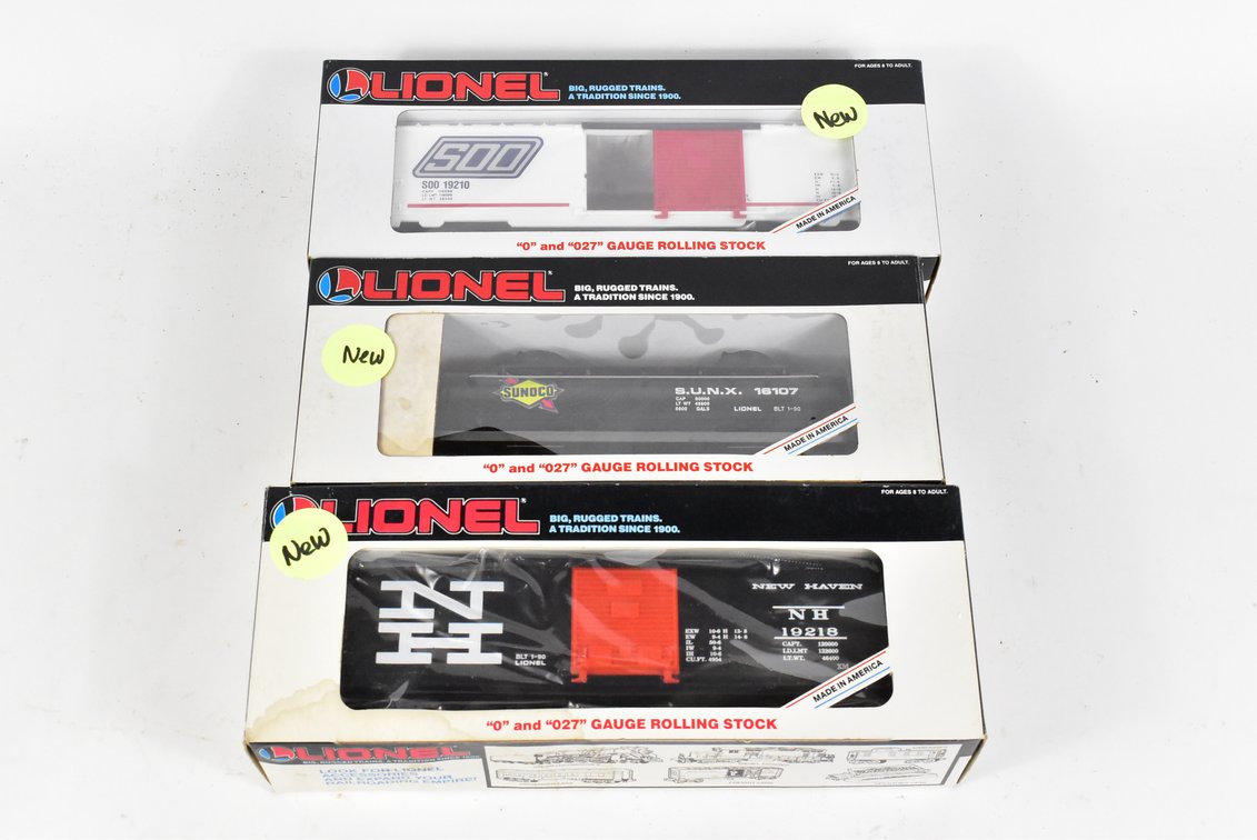 Lionel Model Train Cars 