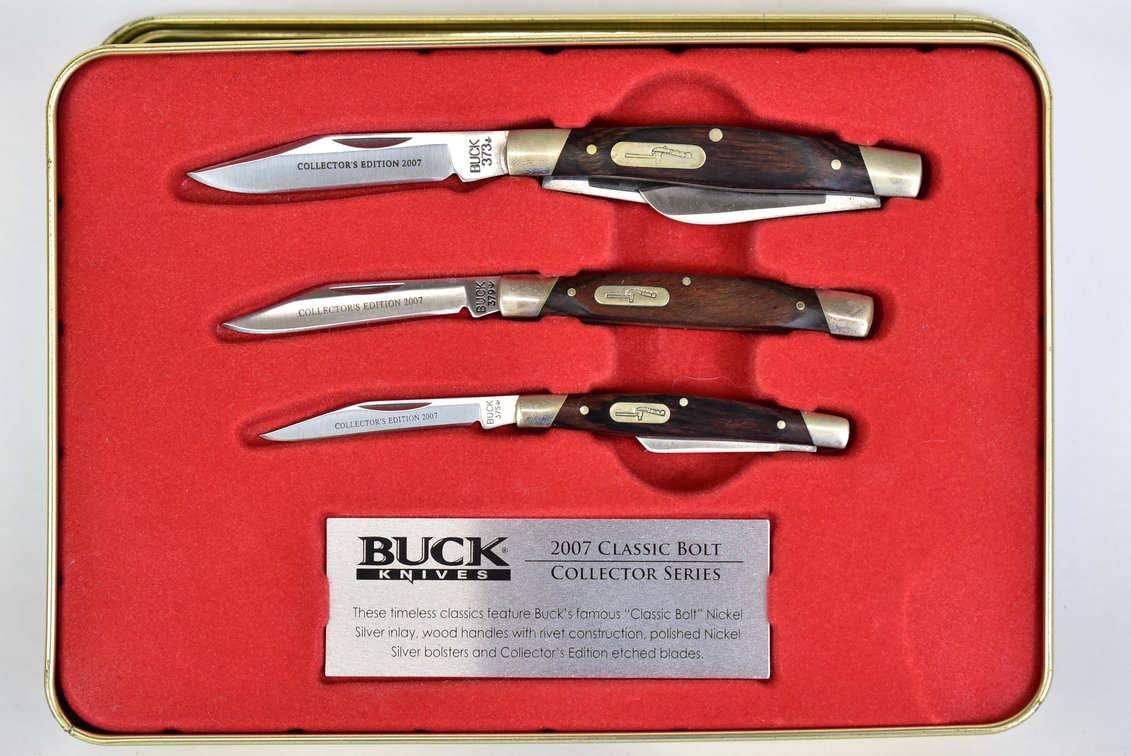 Buck Knives 2007 Classic Bolt Collector Series Knives 