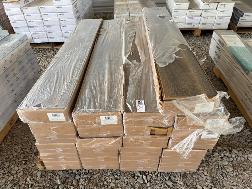551 SF  SPL05897 Click Laminate Planks