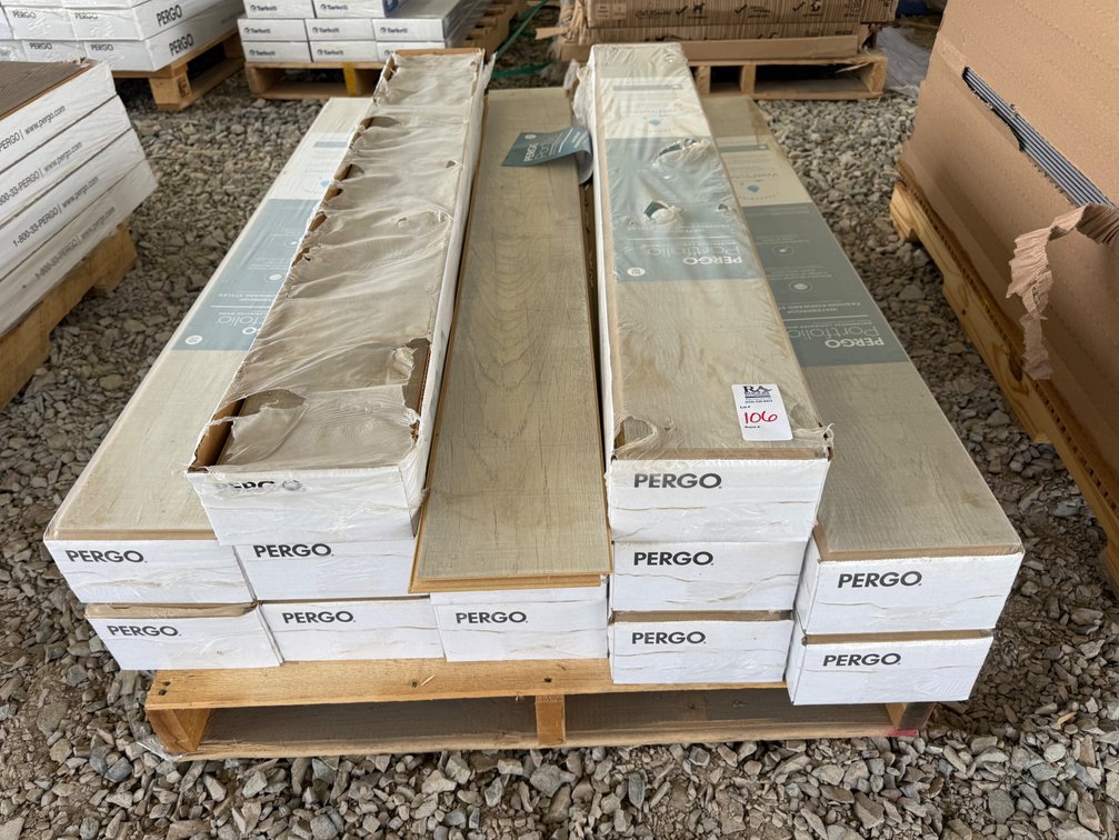 221.6 SF  PERGO LF000950 Waterfall Oak Waterproof Click Laminate Planks