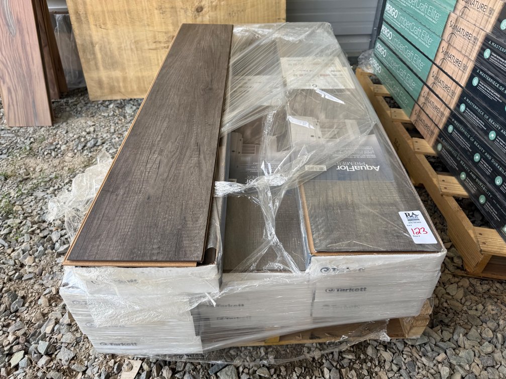 175.3 SF  TARKETT AquaFlor Plus Midtown Mocha Click Planks