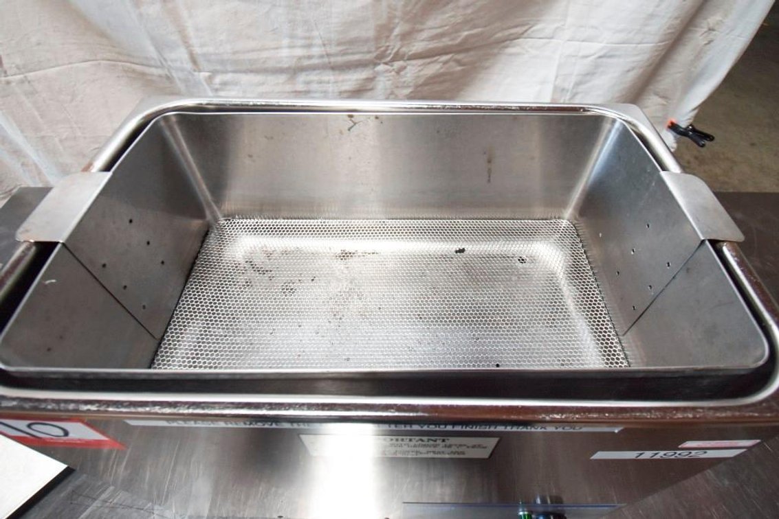 Image for MJK1779 VWR Scientific Aqua Sonic Water Bath 750T