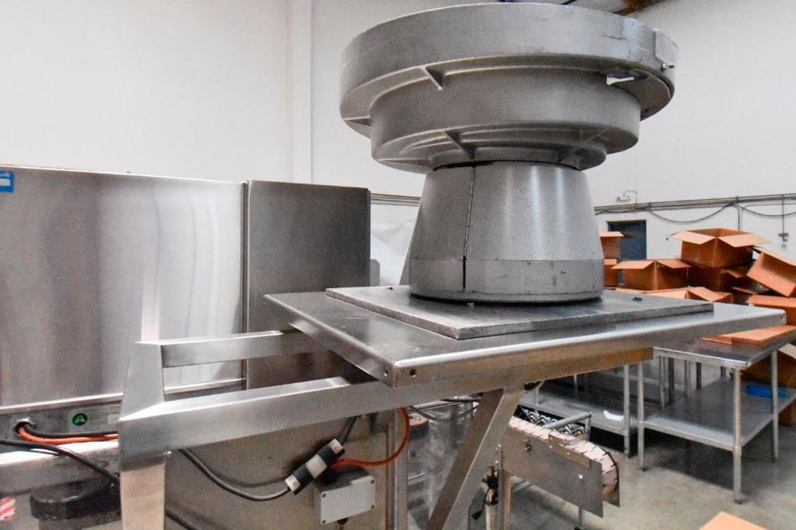 Image for MJK1876 Charles Lapierre inc Unicap- 200 Cap torquer With Automation Devices Vibratory feeder