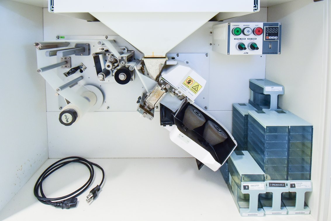 Image for MJK2032 Automatic Tablet Dispensing & Packaging System MDL: JV- 240BX6