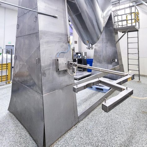 Image for ***SOLD*** MJK2047 150 Cubic Foot Vanguard V-Blender with Intensifier Bar