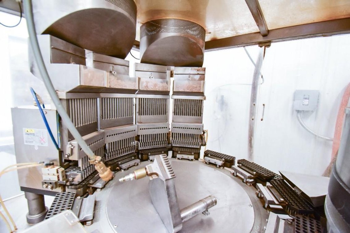 Image for MJK2108 NJP 7500 Encapsulation Machine