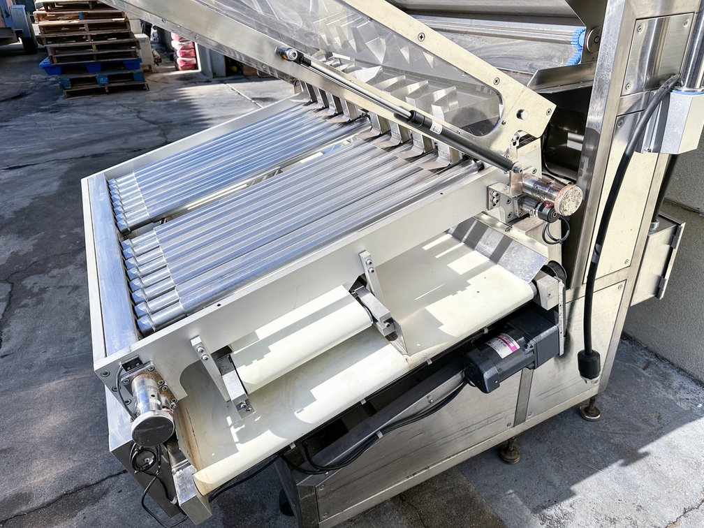 Image for MJK2293 Changsung Pharmatech Softgel Sorter CS-S8 (8ROWS)