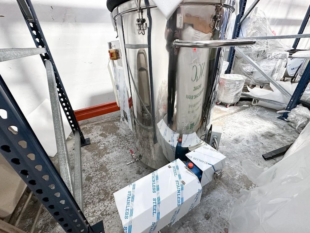 Image for ***SOLD*** MJK2572 NEW - SV3000 Sky Softgel Encapsulation Machine and Mixing Tanks Suite