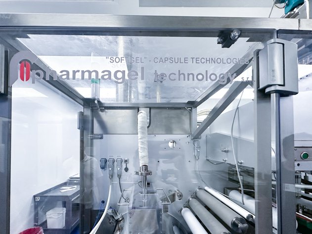 Image for MJK2589 PHARMAGEL HT120 COMPLETE SOFTGEL ENCAPSULATION & TUMBLE DRYING SYSTEM – MULTIPLE TOOLING SETS