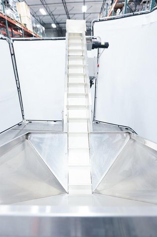 Image for MJK2599 Variable Speed Bottle Bulk Feed Elevator
