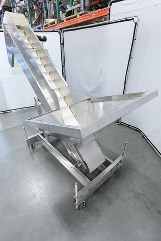Image for MJK2599 Variable Speed Bottle Bulk Feed Elevator