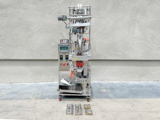 Image for MJK2625 Single Lane VVFS LIquid Stick Pack Machine