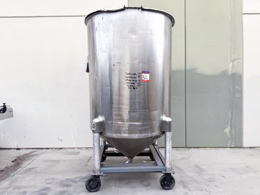 Image for MJK2651 535 Gallon Liquid Holding Tank