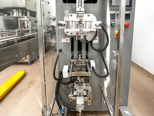 Image for MJK2704 EntrePack Vertical Form Fill & Seal (VFFS)