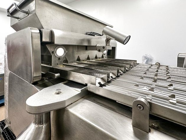 Image for MJK2705 Colamark Vision Tablet Counter Model V120 automated electronic tablet and capsule counting system