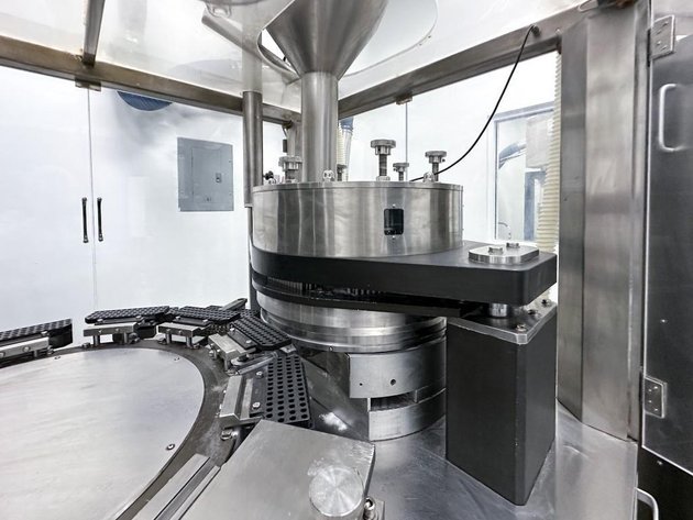 Image for MJK2707 NJP- 7500 Fully Automatic Encapsulation Machine