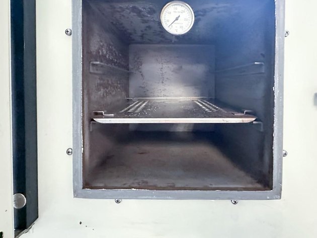 Image for MJK2715 Fisher Scientific Isotemp Vacuum Oven Model 281 w/ Edwards Vacuum Pump – Complete Lab System