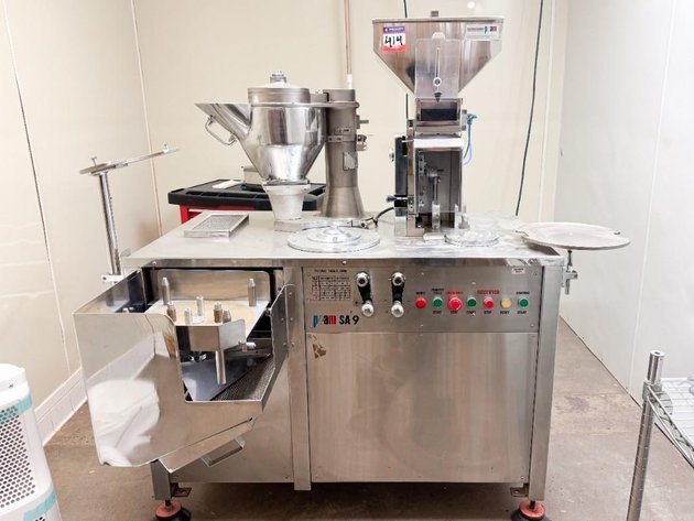 Image for MJK2721 PAM SA9 Semi Automatic Encapsulation Machine