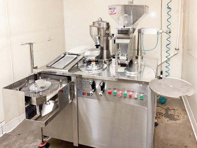 Image for MJK2722 PAM SA9 Semi Automatic Encapsulation Machine