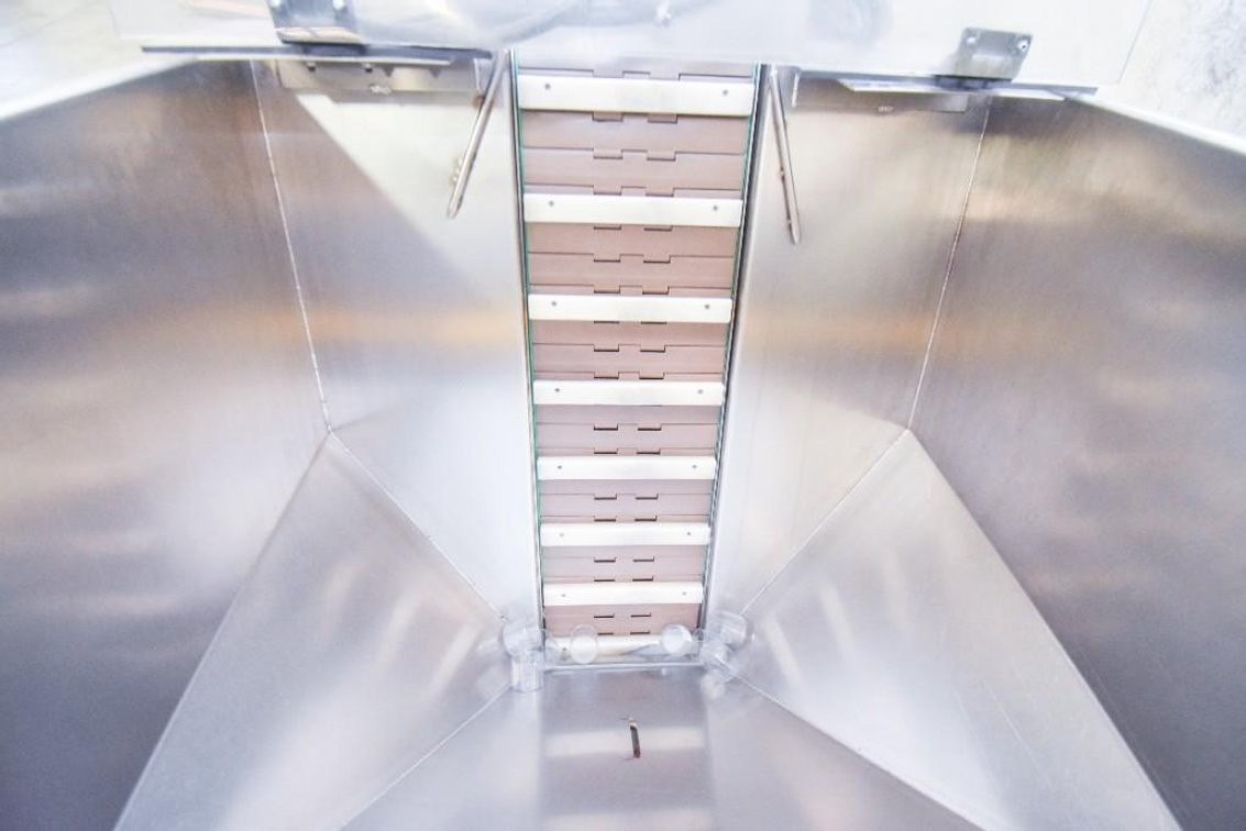 Image for MJK2194 Pharma Pack  Cleated Cap Elevator