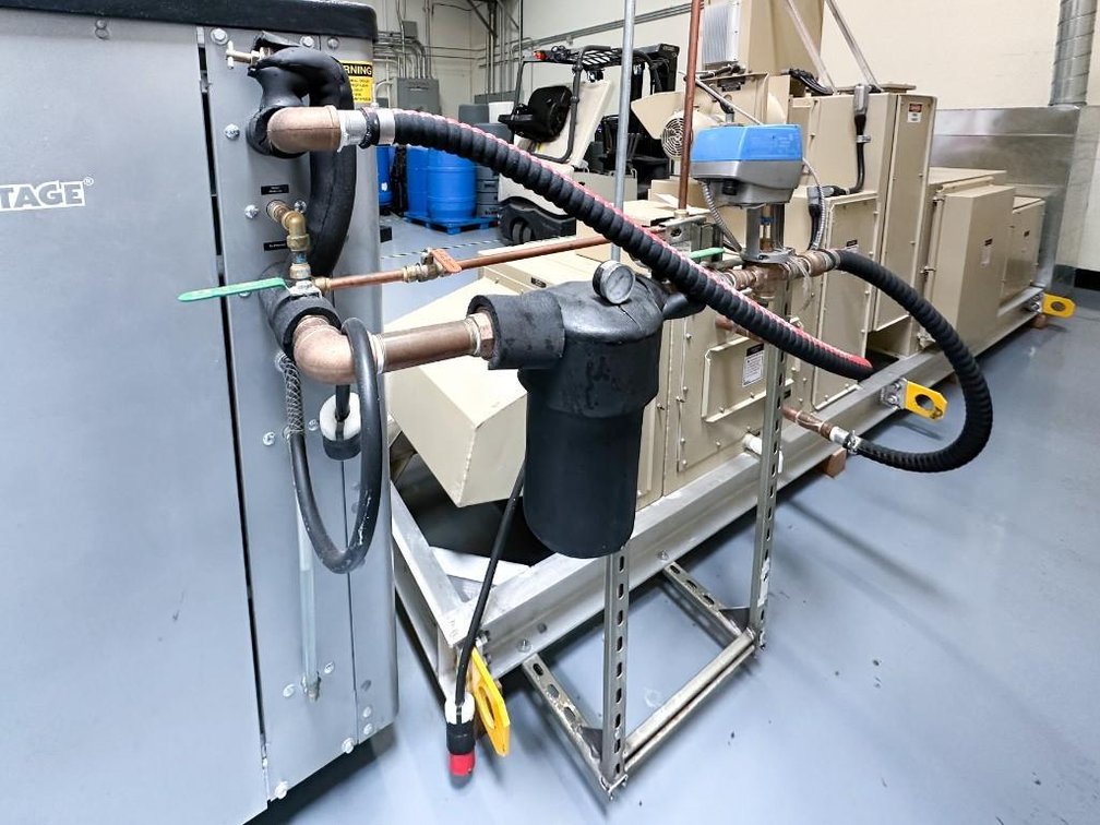 Image for ***SOLD*** MJK2379 Maximum Portable Chiller Mfg by Advantage