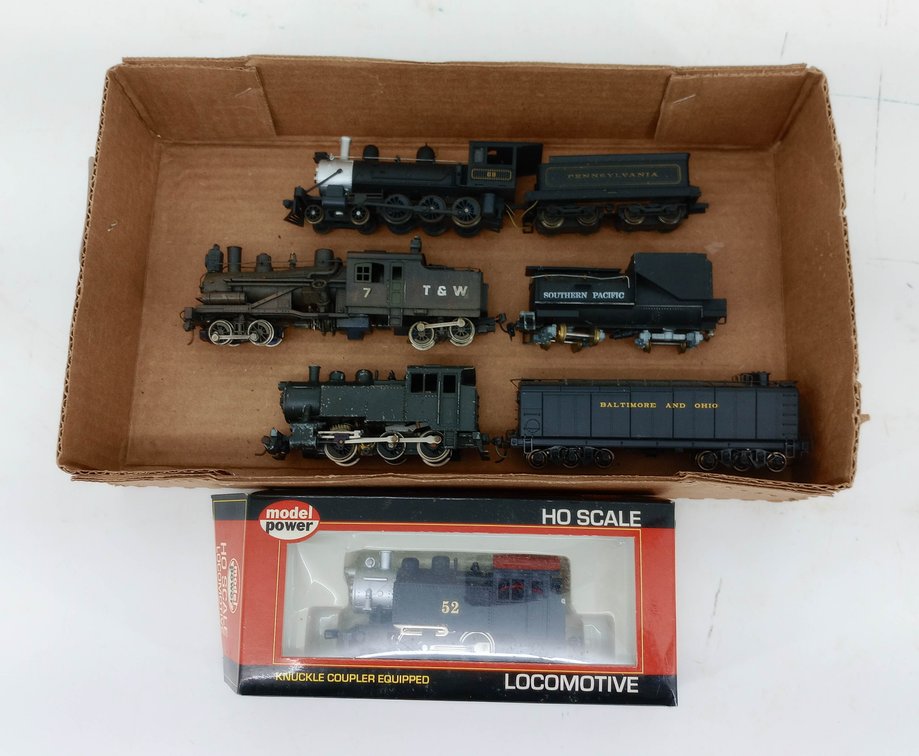 LOT OF LOCOS & 2 TENDERS  INV 261220069