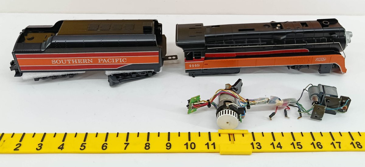 MTH NNC RUGGED RAILS 4-8-4 GS-4 STEAM ENGINE, ENGINE SHELL AND TENDER ONLY INV 260790658