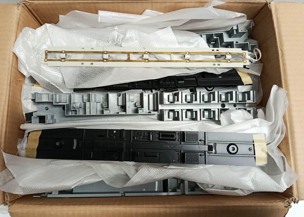 MTH NNC BOX LOT OF PASS CAR INTERIOR DETAIL PARTS INV 260790735