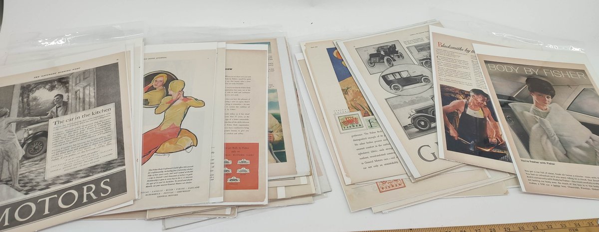 BOARDED MAG ADS. MOSTLY FASHION. LOTS IN COLOR-35 PCS. INV 261570601