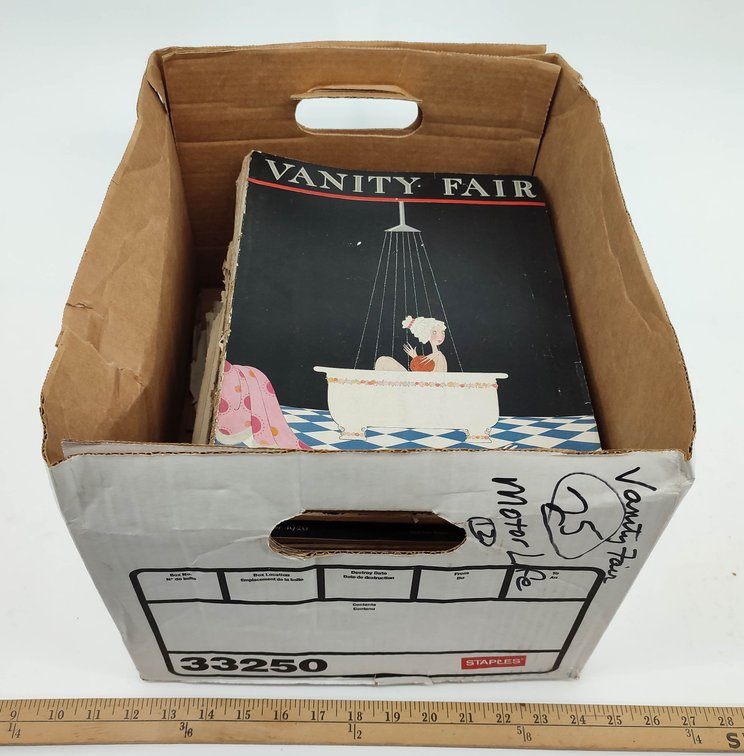 ABOUT 25 COPIES VANITY FAIR MAG. TEENS TO 1920'S. WEAK BUT LOADED WITH ADS. INV 261570605