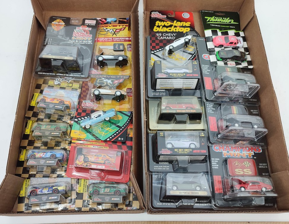 20 ASST. RACING CHAMPIONS CARS. INV 261570682