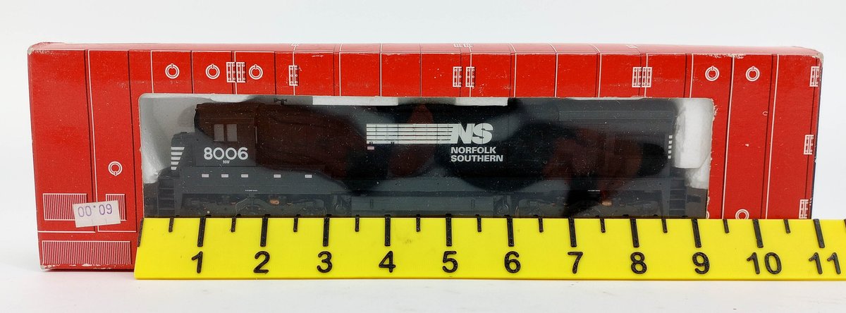 ATLAS 8626 NORFOLK SOUTHERN C30-7 DIESEL LOCOMOTIVE #8006, OB INV 261040027