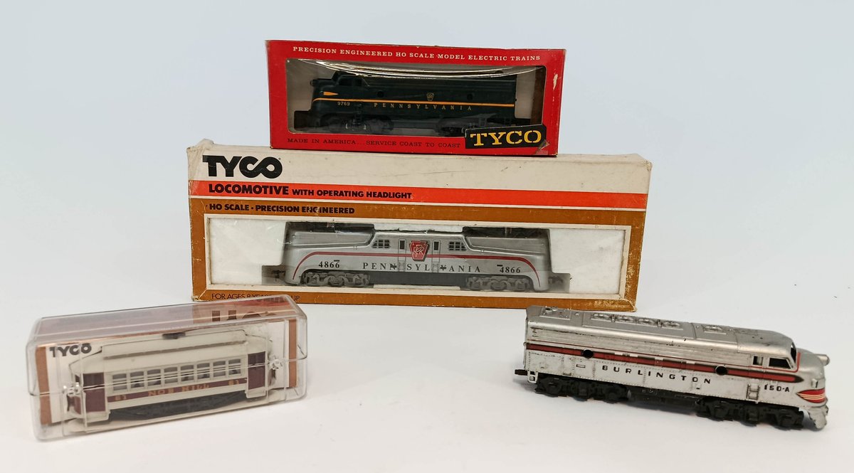 HO GA TYCO LOCO LOT, GG1, 2X F9 AND TROLLEY  INV 261671958