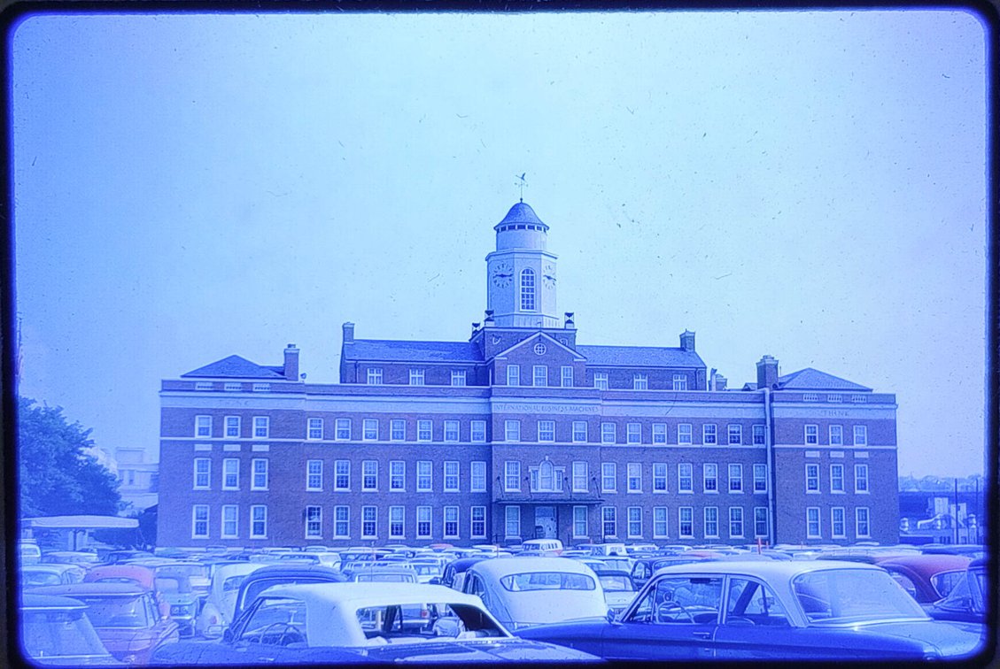150+ COLOR SLIDES: MOSTLY SCENERY, LANDSCAPE, DESTINATIONS INV 260490004
