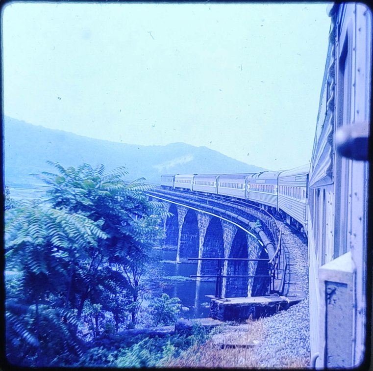 400+ COLOR PHOTOS: MOSTLY TRAINS AND RAILROADS INV 260490008