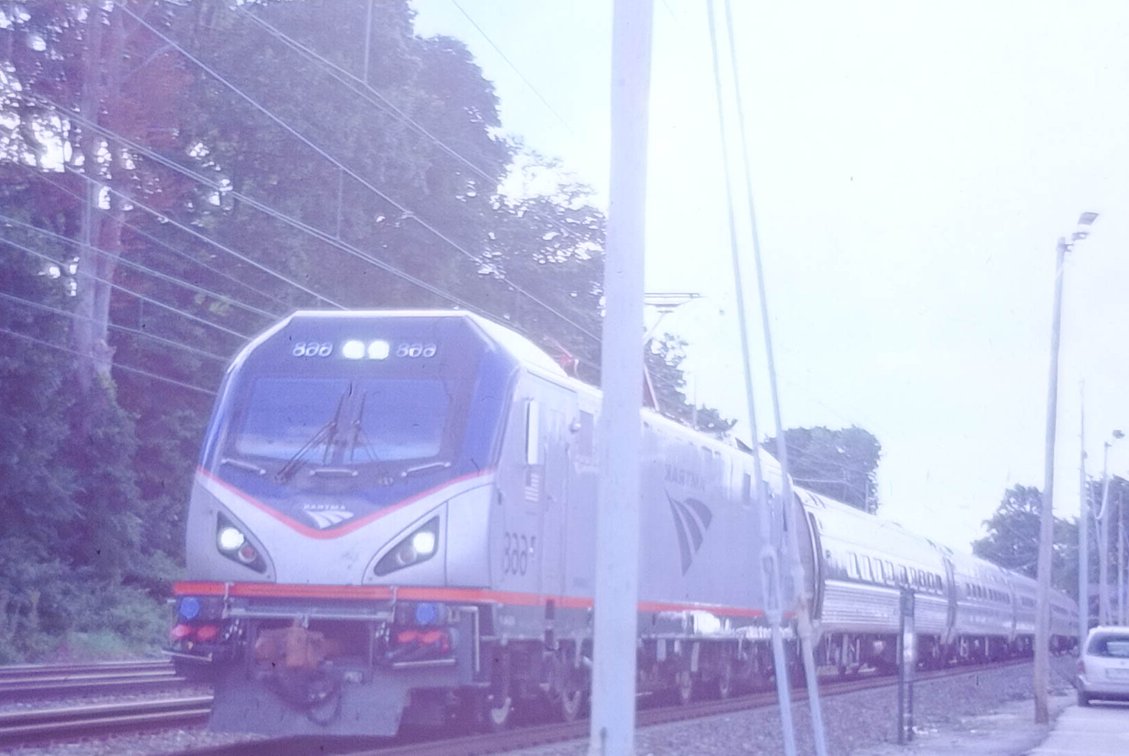250 COLOR SLIDES: TRAINS, TROLLEYS, BUSES, CARS, BOATS, ETC  INV 262510750
