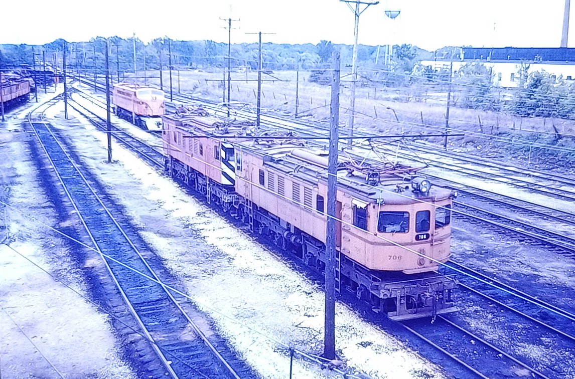 350+ COLOR SLIDES: TRAINS, BUSES, TROLLEYS, SCENERY, ETC  INV 262510764