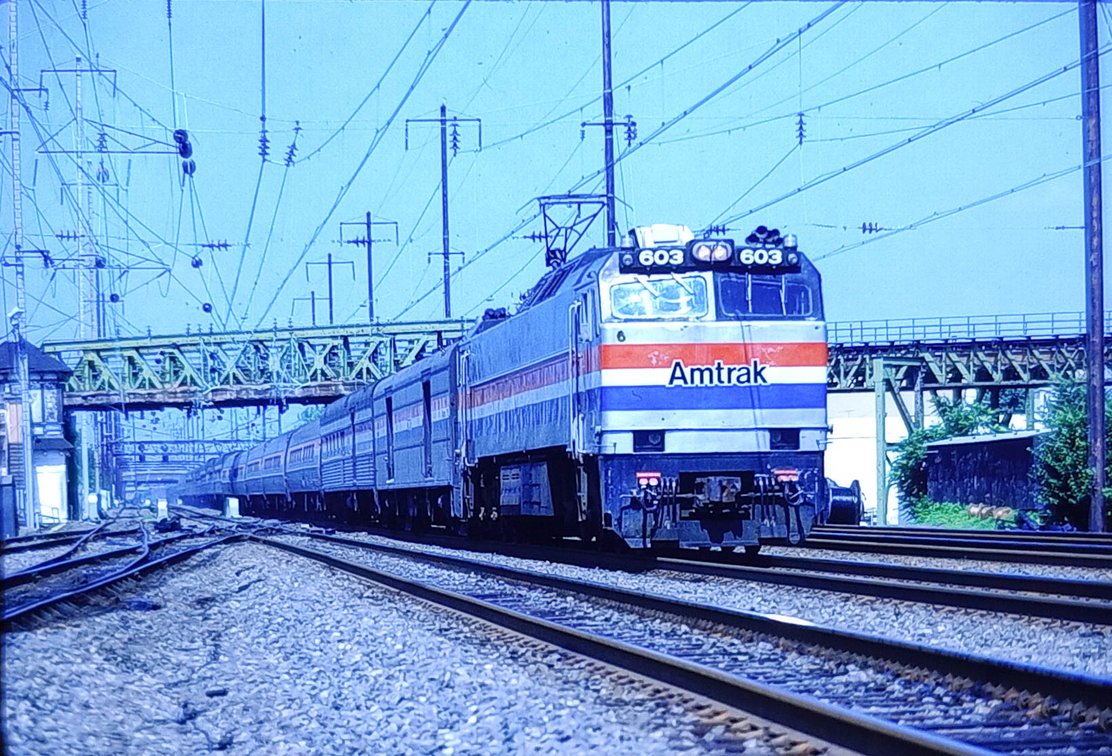 450+ COLOR SLIDES: TRAINS, BUSES, TROLLEYS, SCENERY, ETC  INV 262510769