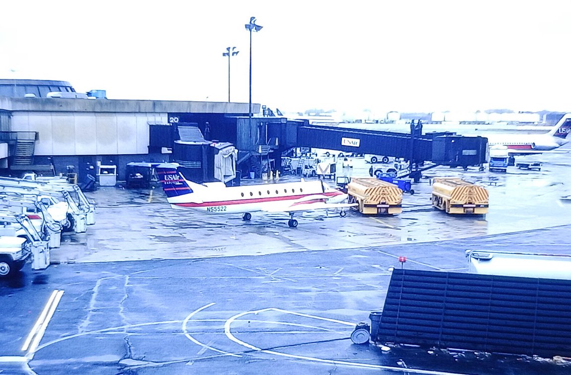 300+ COLOR SLIDES: MOSTLY AIRCRAFT  INV 262510772