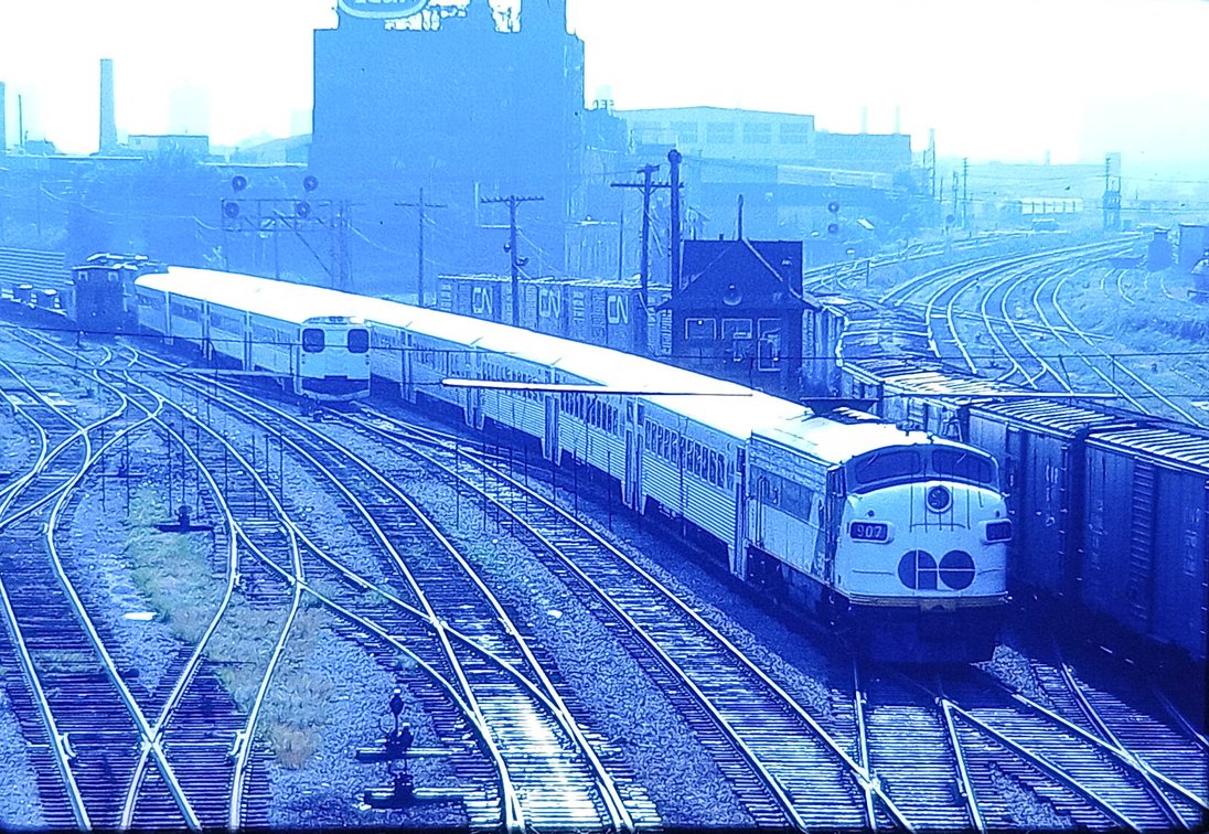 250+ COLOR SLIDES: MOSTLY TRAINS  INV 262510776