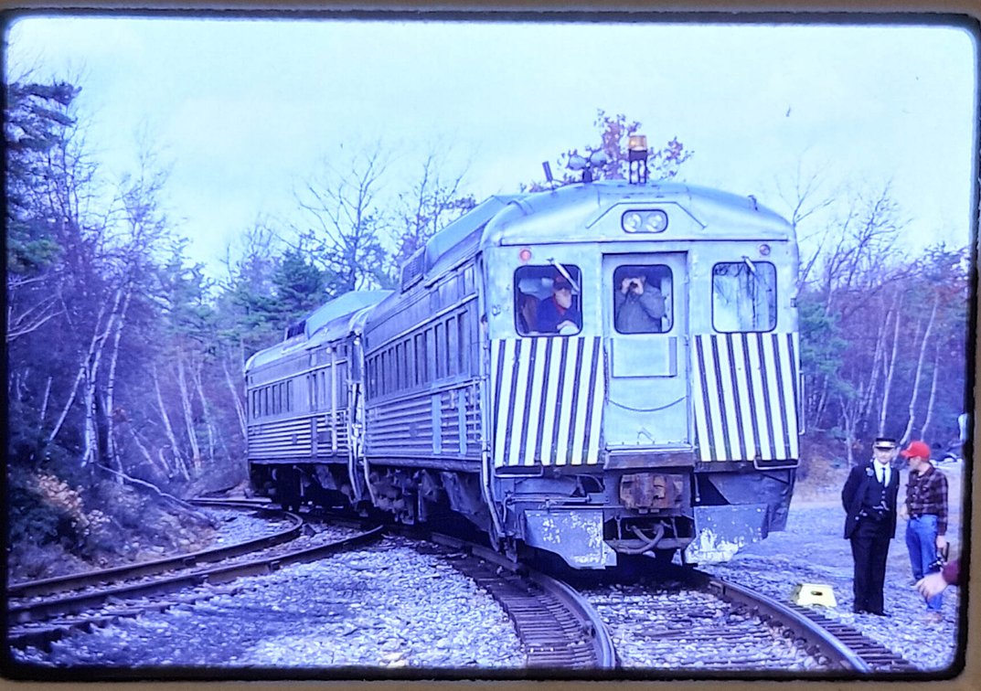 300+ COLORED SLIDES: TRAINS, TROLLEYS, ETC  INV 262510815