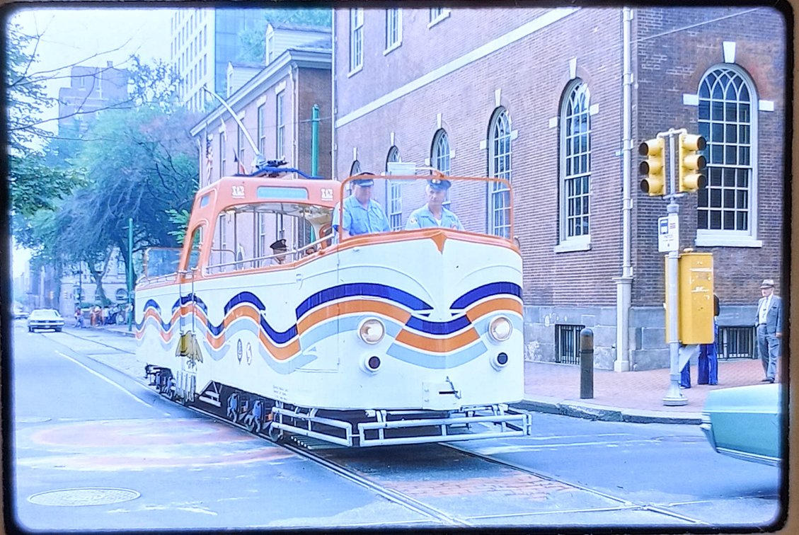 500+ COLORED SLIDES: MOSTLY TROLLEYS  INV 262510817