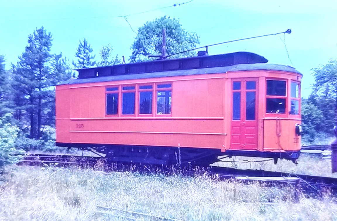 350+ COLORED SLIDES: MOSTLY TRAINS, TROLLEYS, RAILROAD FACILITIES  INV 262510829